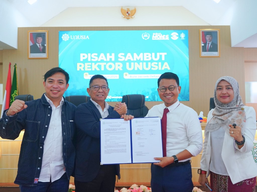 Pisah Sambut Rektor Unusia, Syahrizal Syarief Serahkan Estafet Kepemimpinan kepada Fariz Alnizar