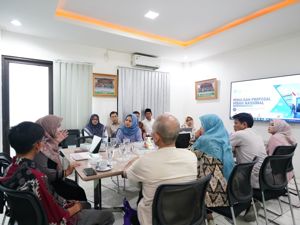 FEB Unusia Gelar Workshop Pengembangan Kapasitas Dosen untuk Perkuat Proposal Hibah Nasional