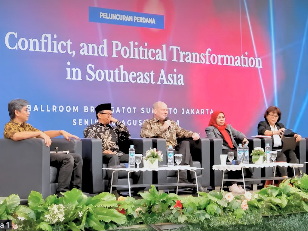 Dekan FIN Unusia Ahmad Suaedy Luncurkan Buku tentang Islam, Konflik, dan Transformasi Politik Asia Tenggara di BRIN
